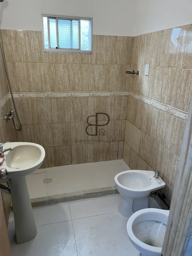 Casa ID.6873 - Alquiler Casa 3 Dormitorios La Union Patio y Parrillero