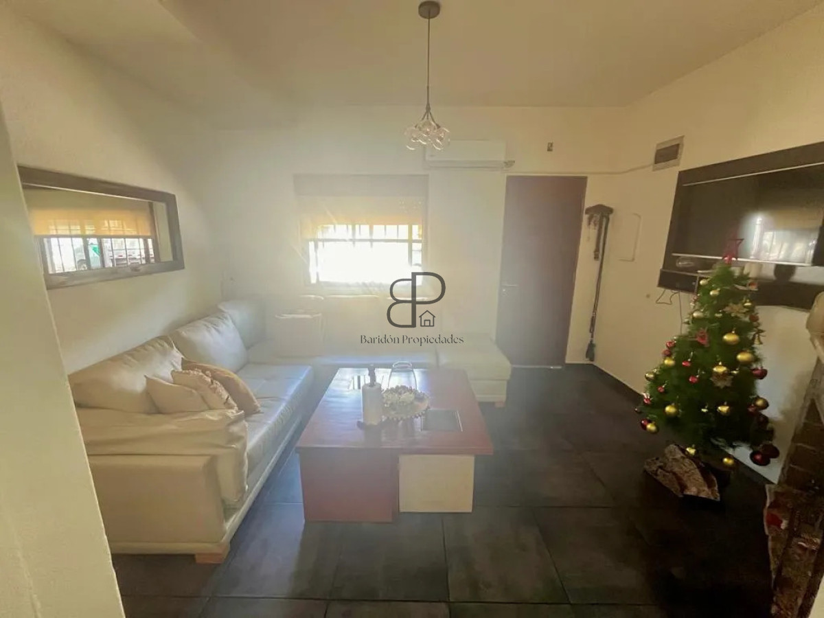 Casa ID.7071 - Alquiler Casa 3 Dormitorios Goes con patio con parrillero