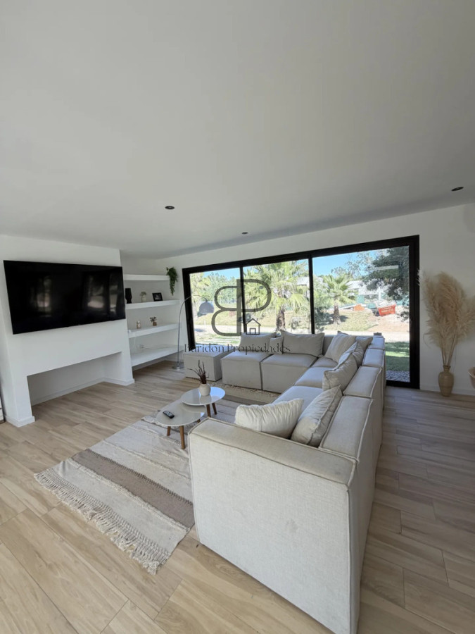 Casa ID.7131 - Venta y Alquiler Casa 3 Dormitorios Barrio Privado Cumbres de Carrasco