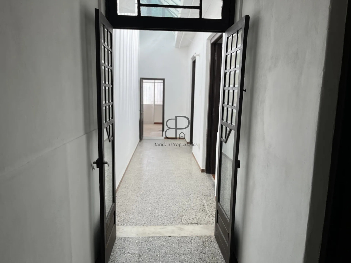 Casa ID.7009 - Alquiler Casa 4 Dormitorios Union con Patio y Parrillero