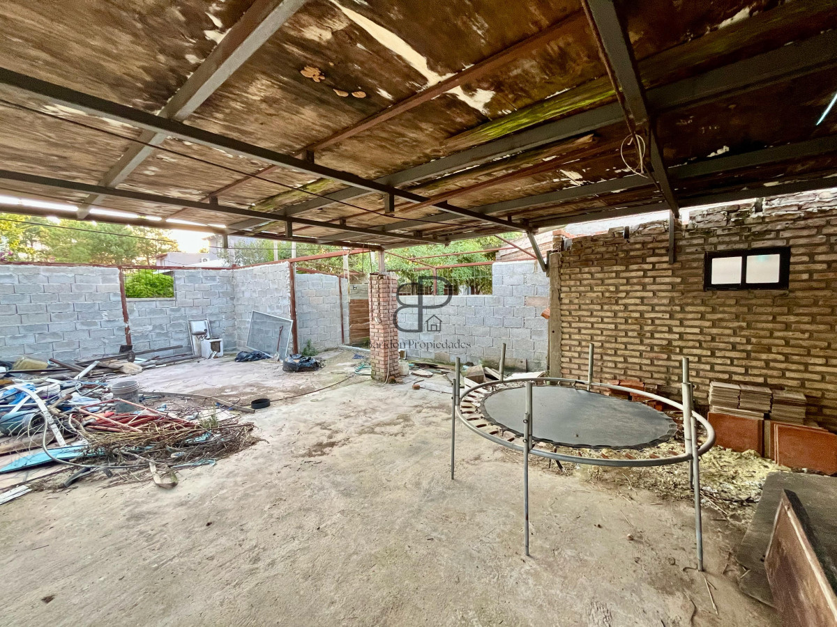 Casa ID.4498 - Venta Terreno + 2 Casas El Pinar con Piscina y Barbacoa