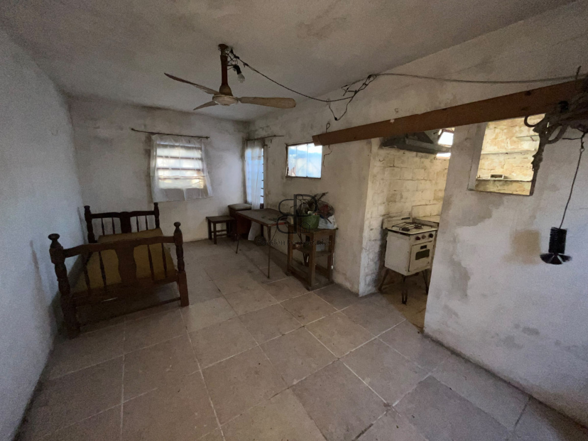 Casa ID.7051 - Venta Padron Unico 3 Plantas con 9 Dorm. y 3 Cocinas Aguada