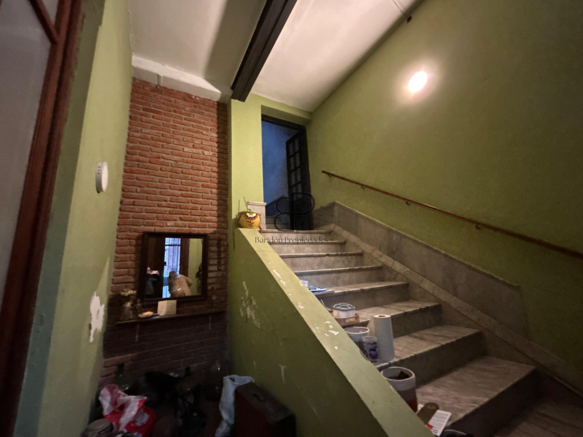 Casa ID.4939 - Venta Casa 4 Dormitorios Cordón con Barbacoa y Azotea