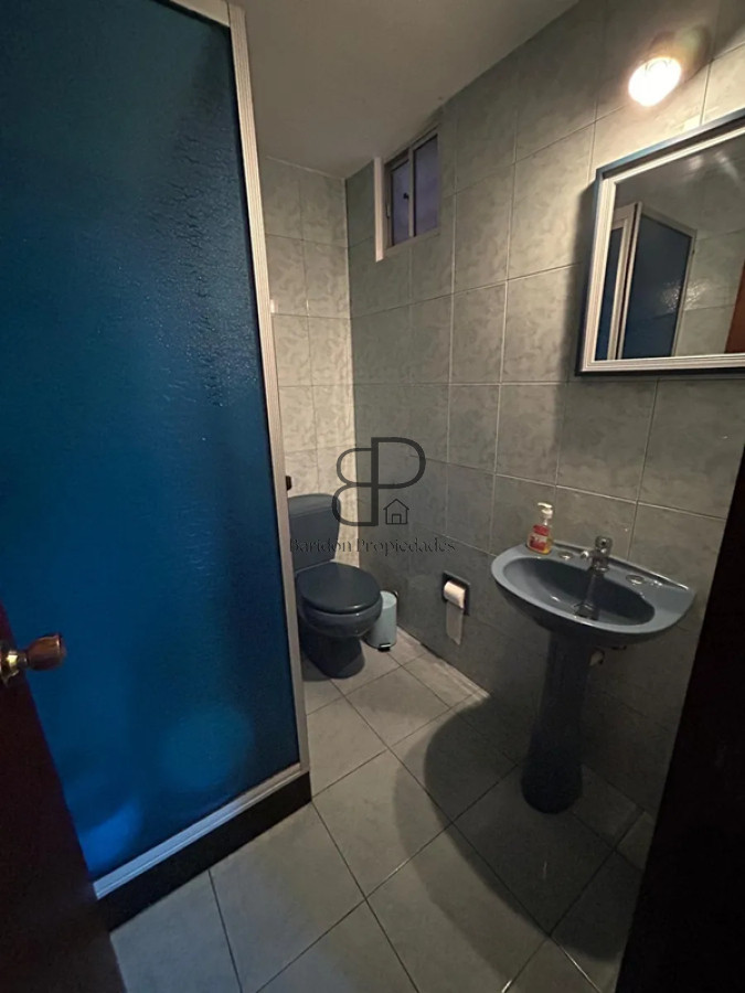 Casa ID.4896 - Venta Gran Casa 4 Dormitorios con Galpón y Piscina Colón