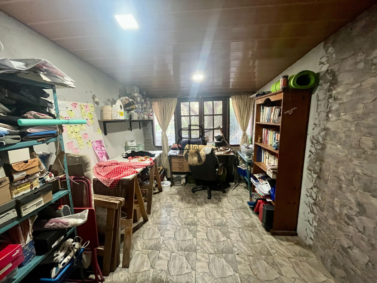 Casa ID.4498 - Venta Terreno + 2 Casas El Pinar con Piscina y Barbacoa