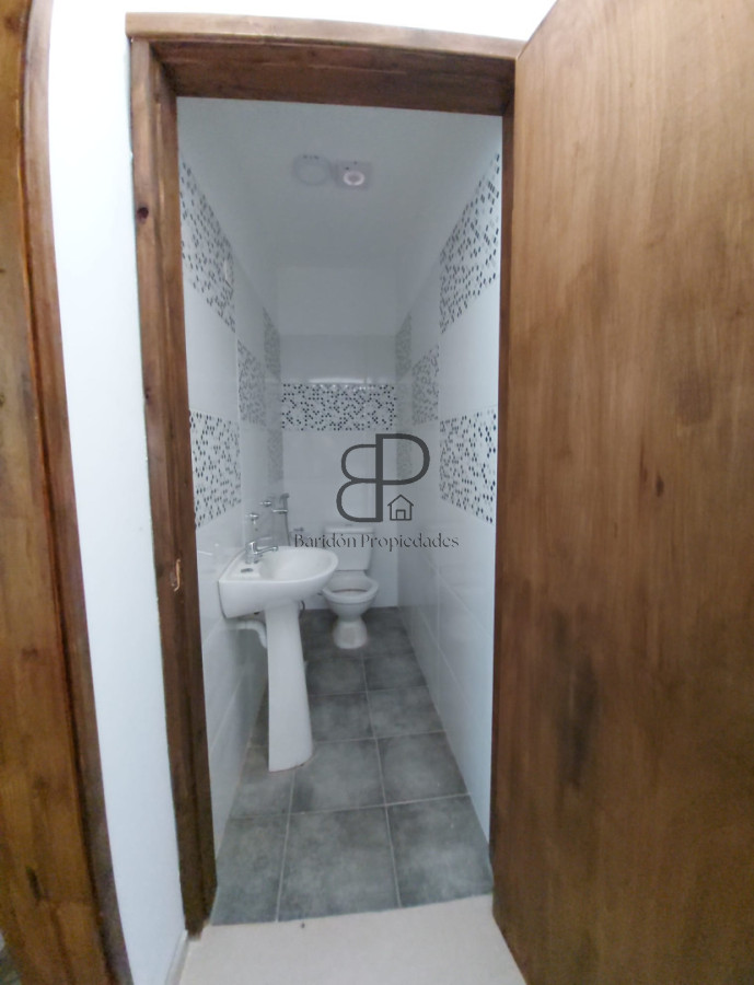 Casa ID.5867 - Venta Casa Nueva con Renta 8,6% 4 Dormitorios Paso Molino 