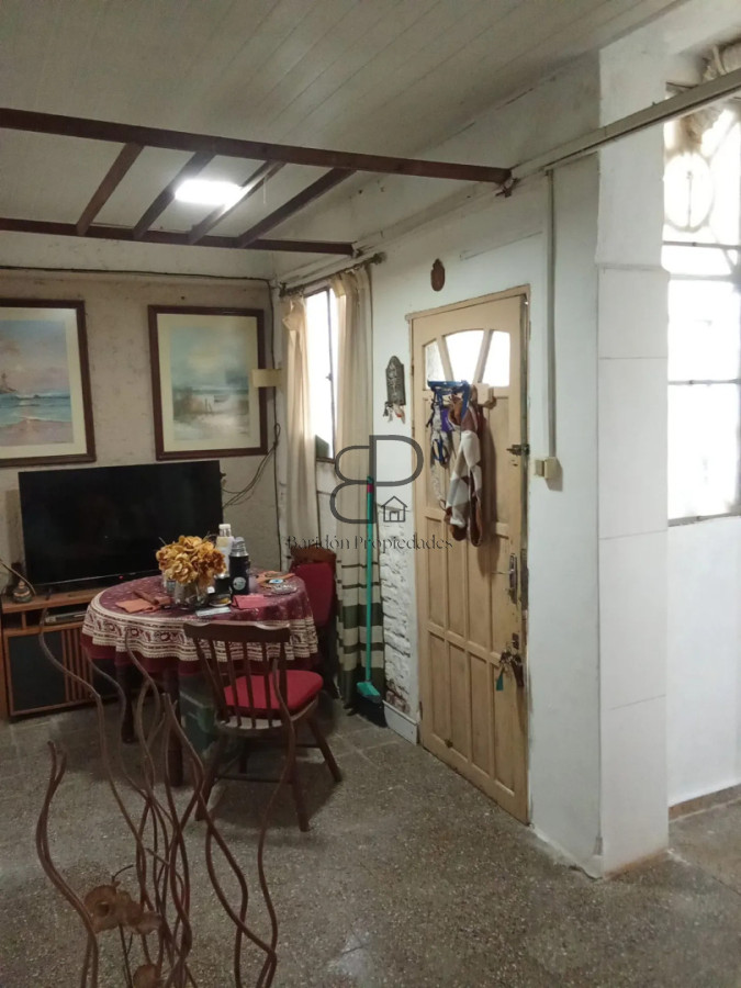 Casa ID.7028 - Venta 2 Casas con Renta Padron Unico Jacinto Vera Inversion