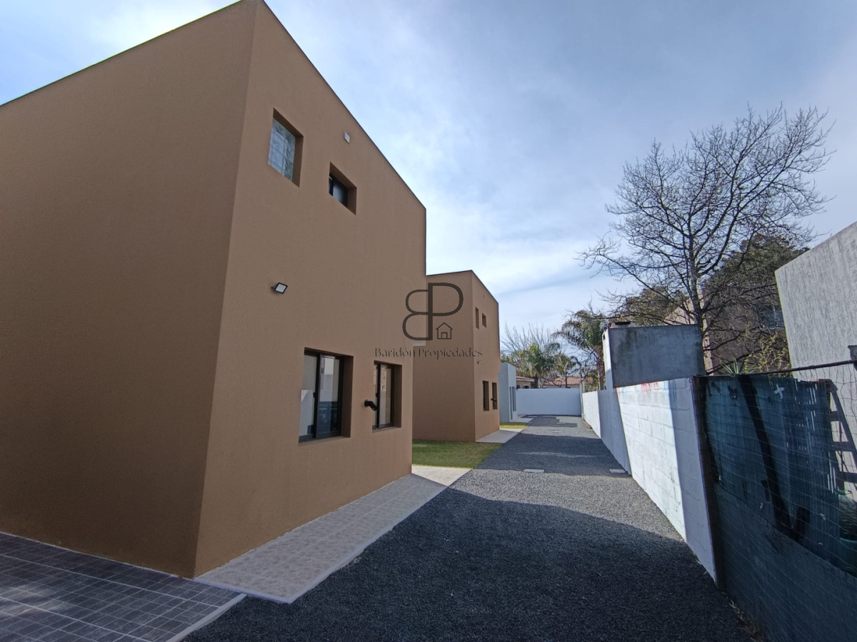 Casa ID.6885 - Venta Casa a Estrenar 3 Dormitorios Lomas de Solymar parrillero