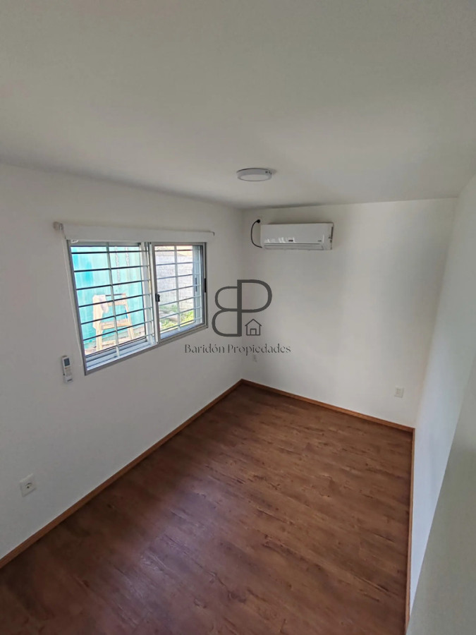 Casa ID.7047 - Alquiler Casa 1 Dormitorio Shangrilá con Galpon y cochera