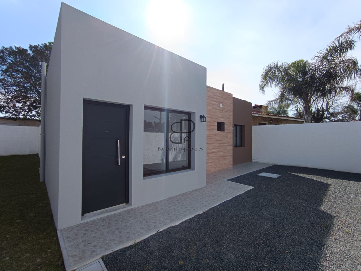 Casa ID.6885 - Venta Casa a Estrenar 3 Dormitorios Lomas de Solymar parrillero