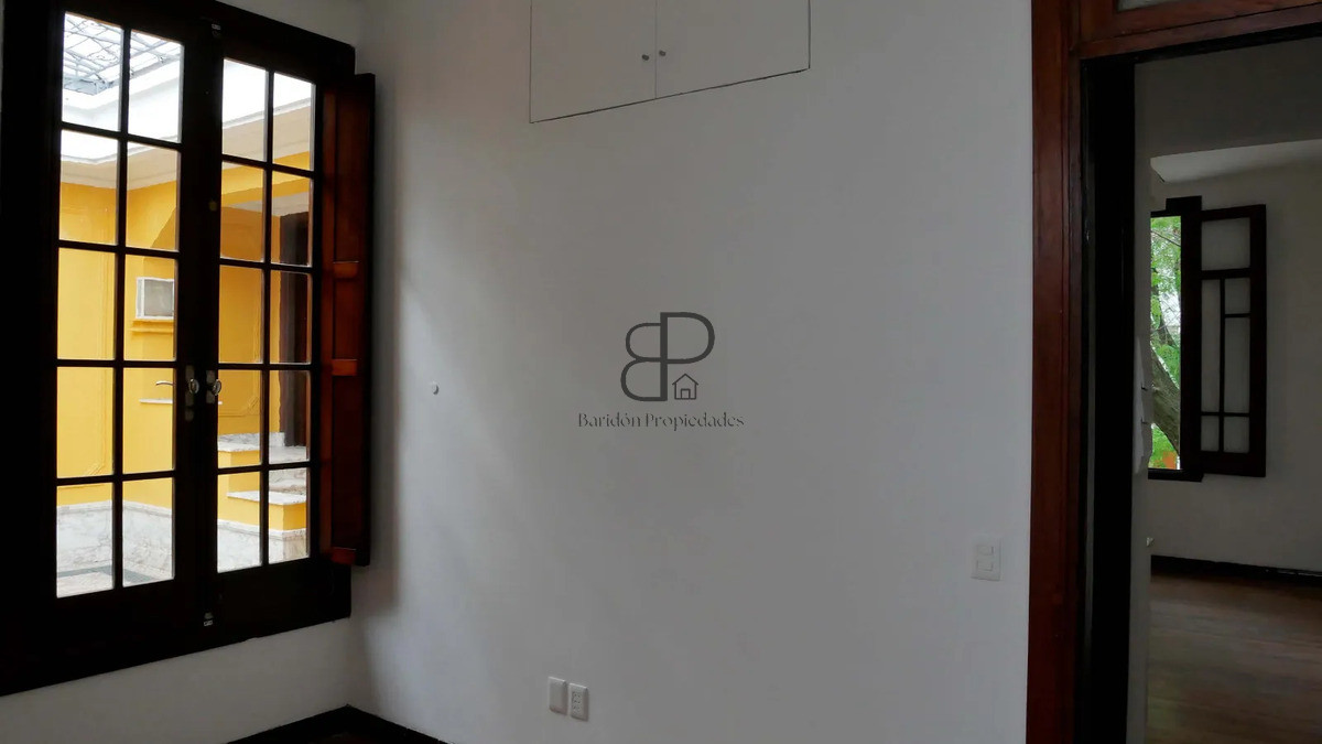 Casa ID.7135 - Alquiler Casa 1 Dormitorio Pocitos con patio y azotea