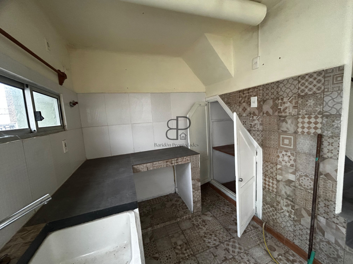 Casa ID.4774 - Venta Casa 4 Dormitorios Unión con balcón 