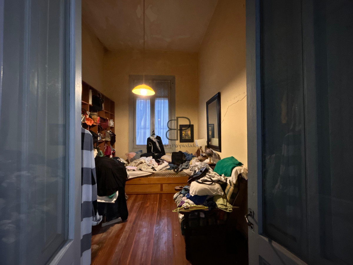 Casa ID.4939 - Venta Casa 4 Dormitorios Cordón con Barbacoa y Azotea