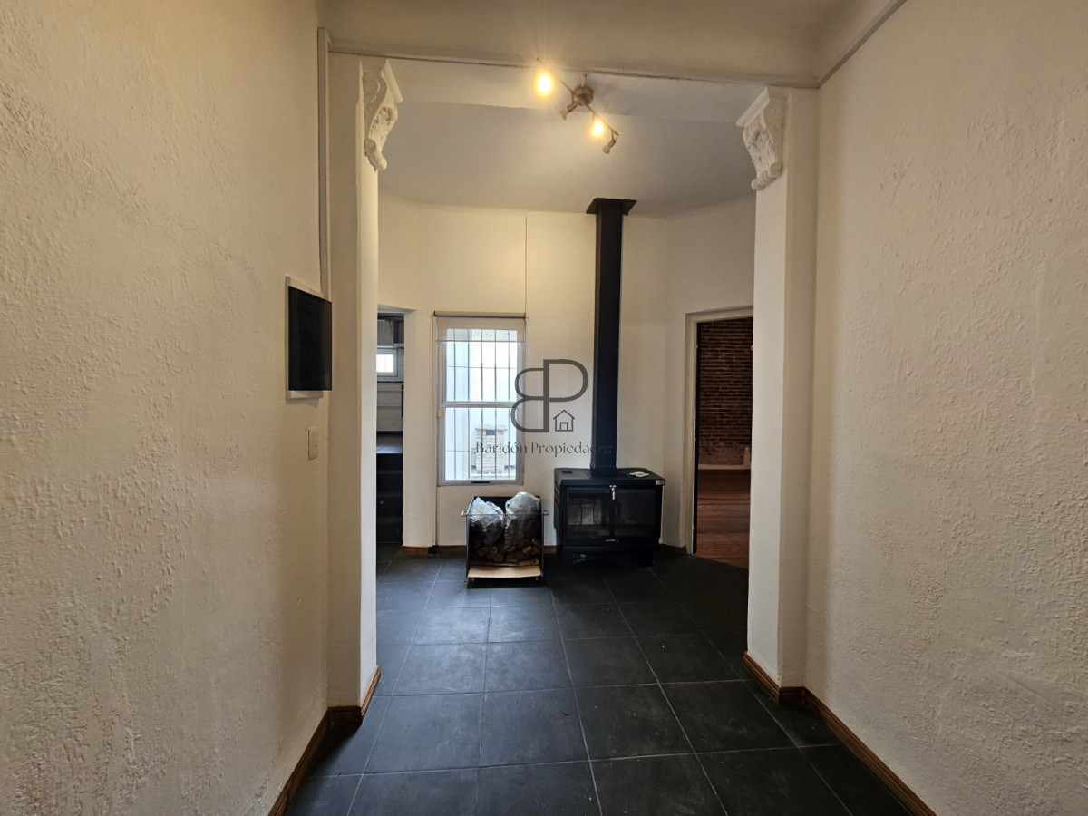 Casa ID.6540 - Venta Casa 3 o 4 Dormitorios Barbacoa y Garaje La Blanqueada