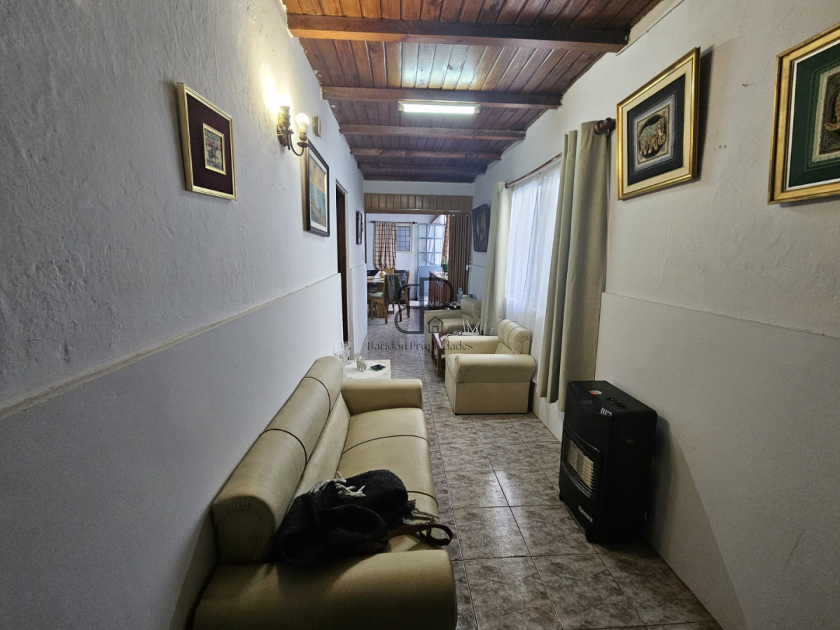 Casa ID.6268 - Venta Casa y Apartamento 4 Dormitorios Brazo Oriental Cochera