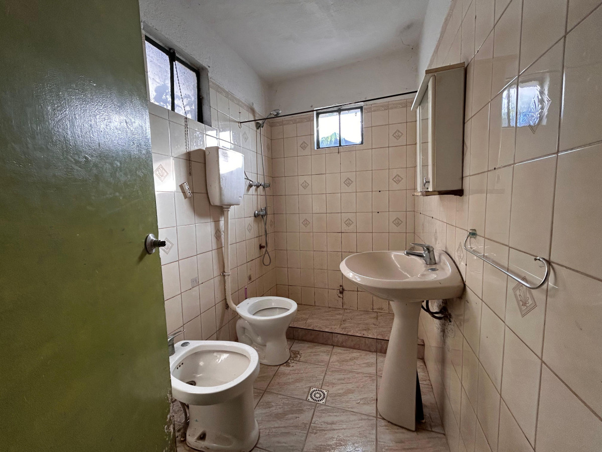 Casa ID.4848 - Venta Padron Unico con 3 Viviendas Flor de Maroñas Inversion