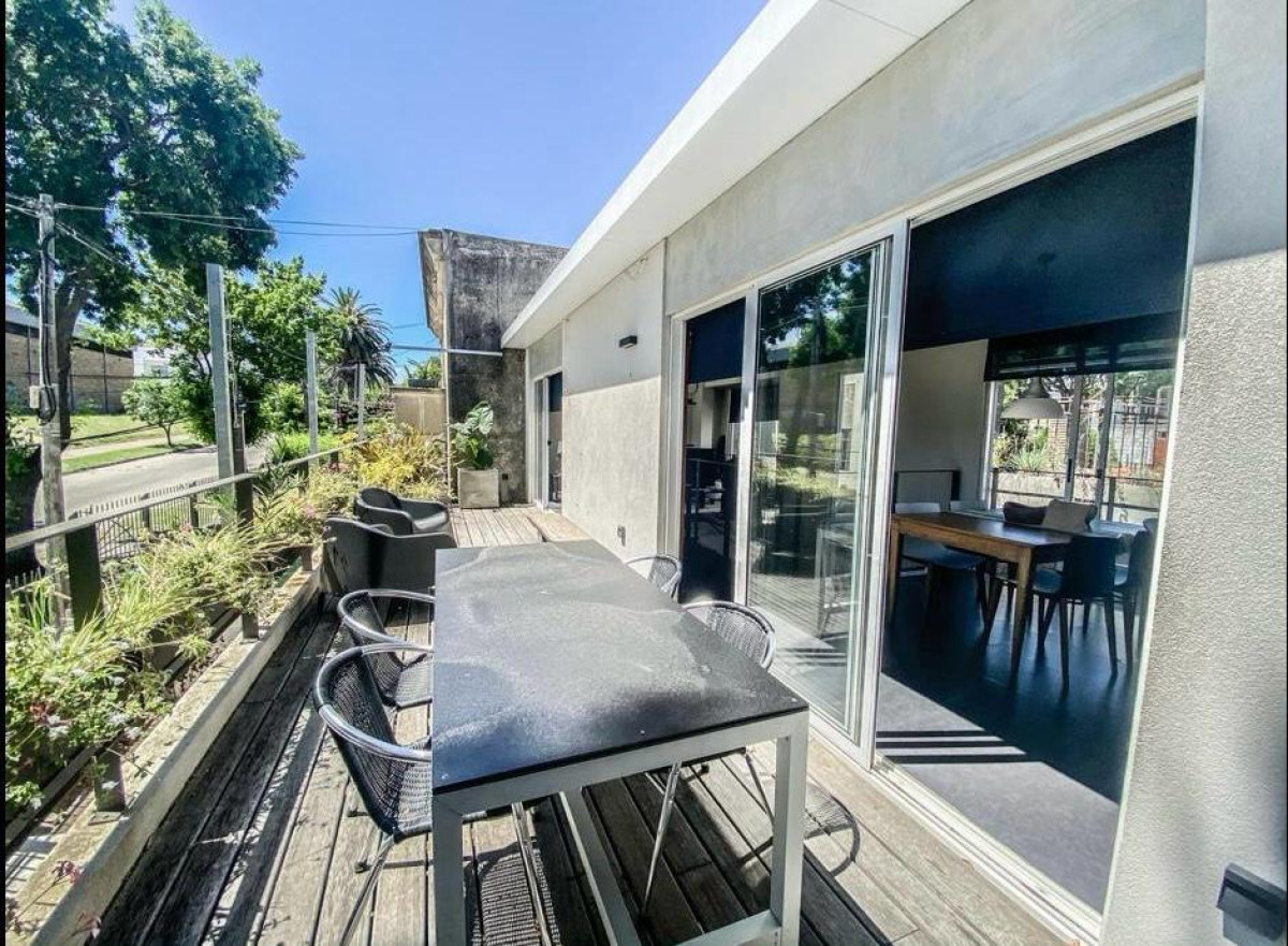 Casa ID.4290 - Venta Casa 3 Dormitorios Malvin con Terraza y Patio