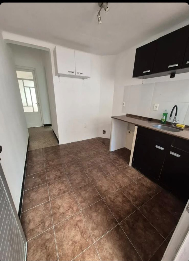 Casa ID.6662 - Alquiler Casa Ph 2 Dormitorio Malvin con patio y cochera