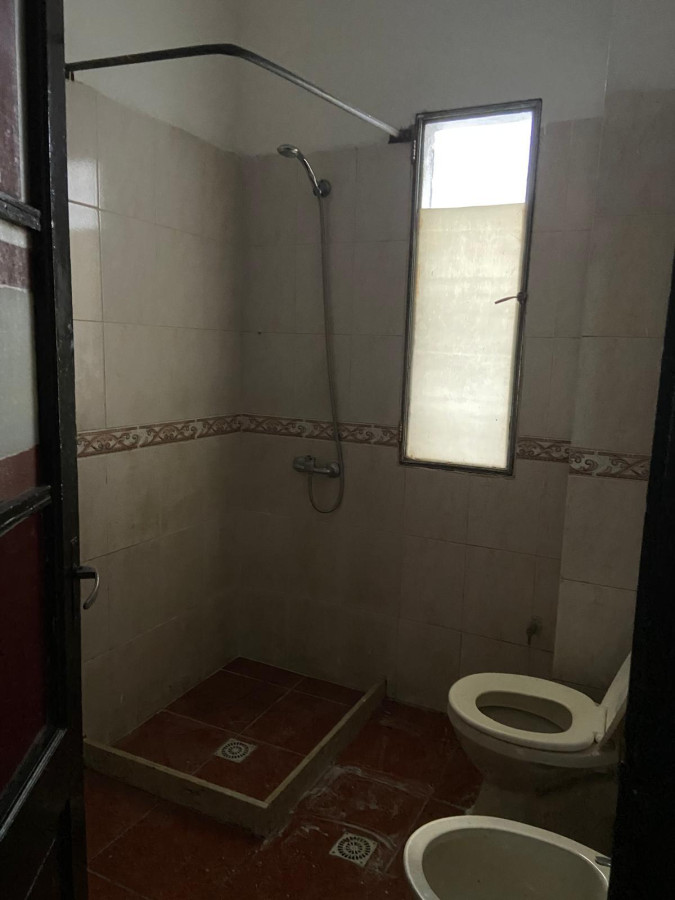 Casa ID.4813 - Alquiler Casa 3 Dormitorios La Comercial con patio 