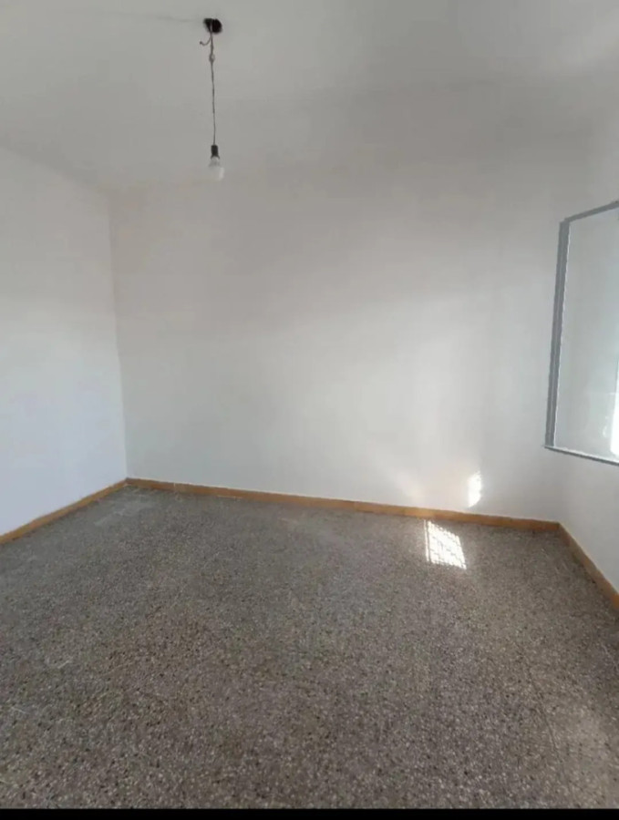 Casa ID.6051 - Alquiler Apartamento 2 Dormitorios La Teja Patio y Parrillero