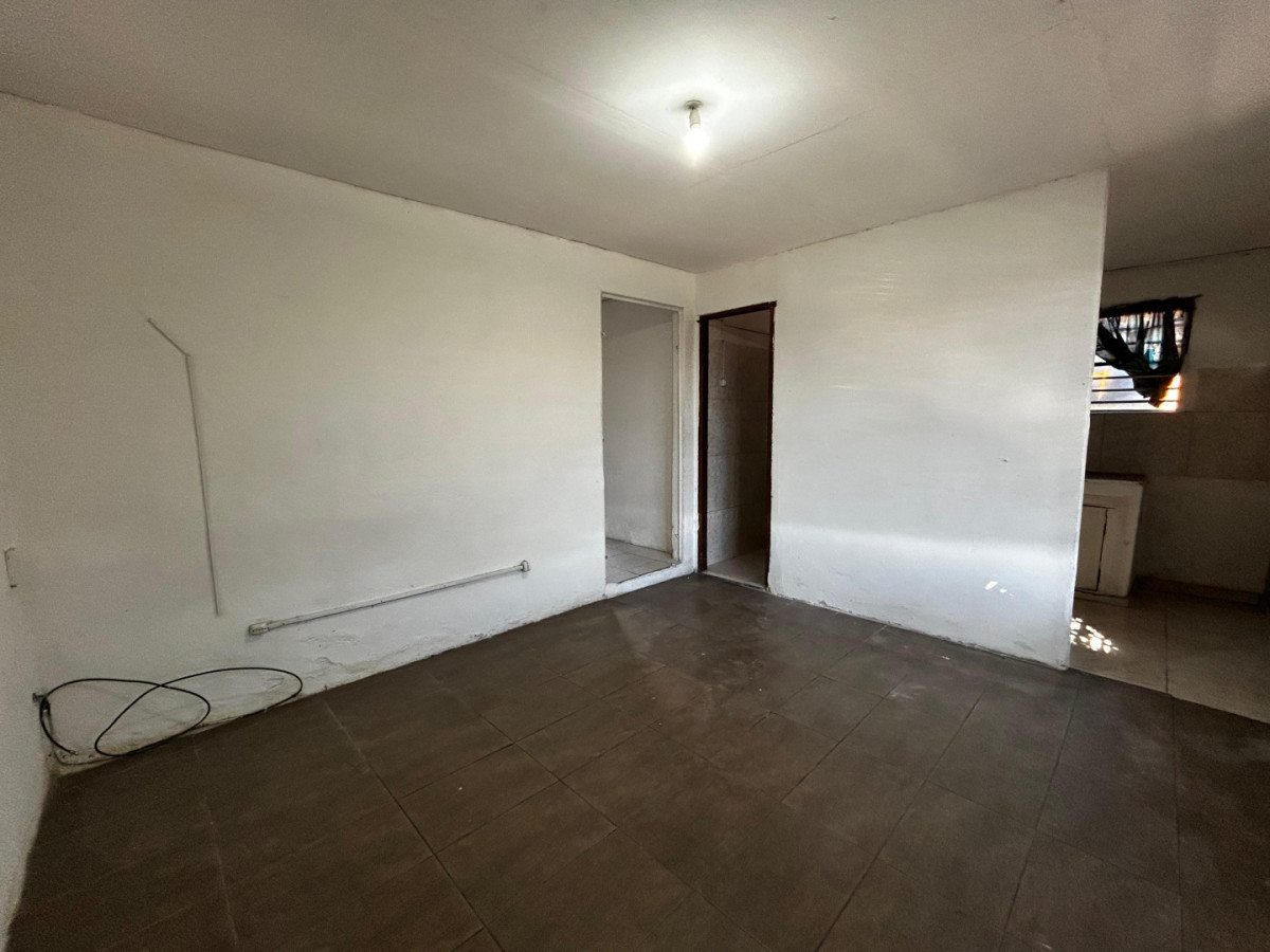 Casa ID.5466 - Alquiler Casa 2 Dormitorios Sayago con Patio