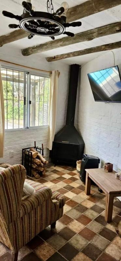 Casa ID.3664 - Venta Terreno con 2 Casas La Floresta con Barbacoa y Piscina 