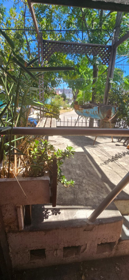 Casa ID.6049 - Venta Casa 2 Dormitorios Aires Puros con Garaje y Patio