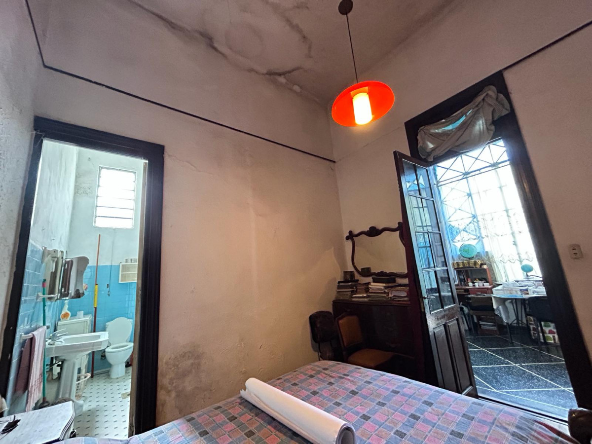 Casa ID.2977 - Venta Casa con Apartamentos Padrón Único Sayago Inversión