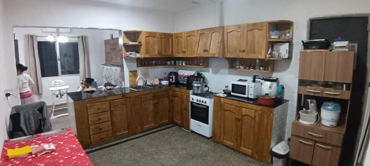 Casa ID.5931 - Venta Casa Reciclada 2 Dormitorios Barbacoa Perez Castellano