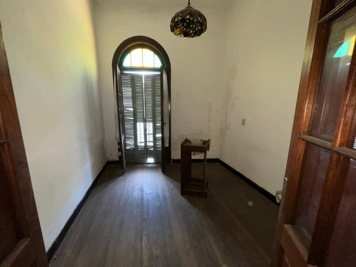 Casa ID.5888 - Venta Casa a Reciclar 2 Dormitorios Aguada terraza y parrillero