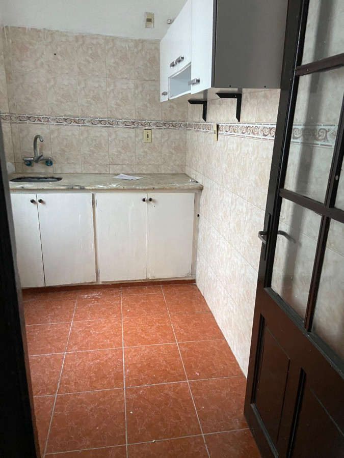 Casa ID.4813 - Alquiler Casa 3 Dormitorios La Comercial con patio 