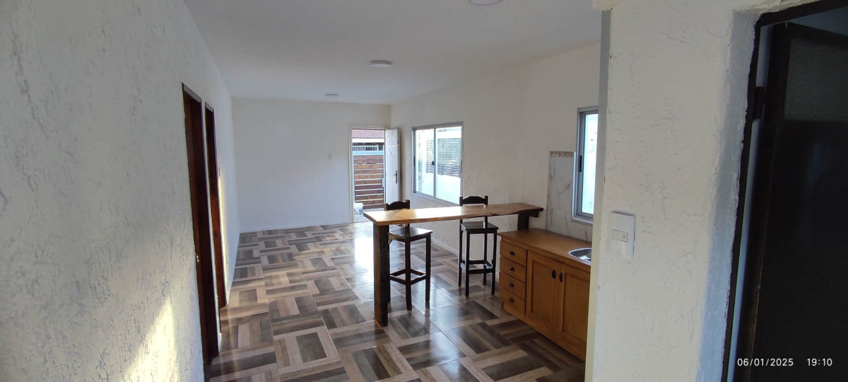 Casa ID.5103 - Venta Casa 2 Dormitorios Prado con patio y garaje