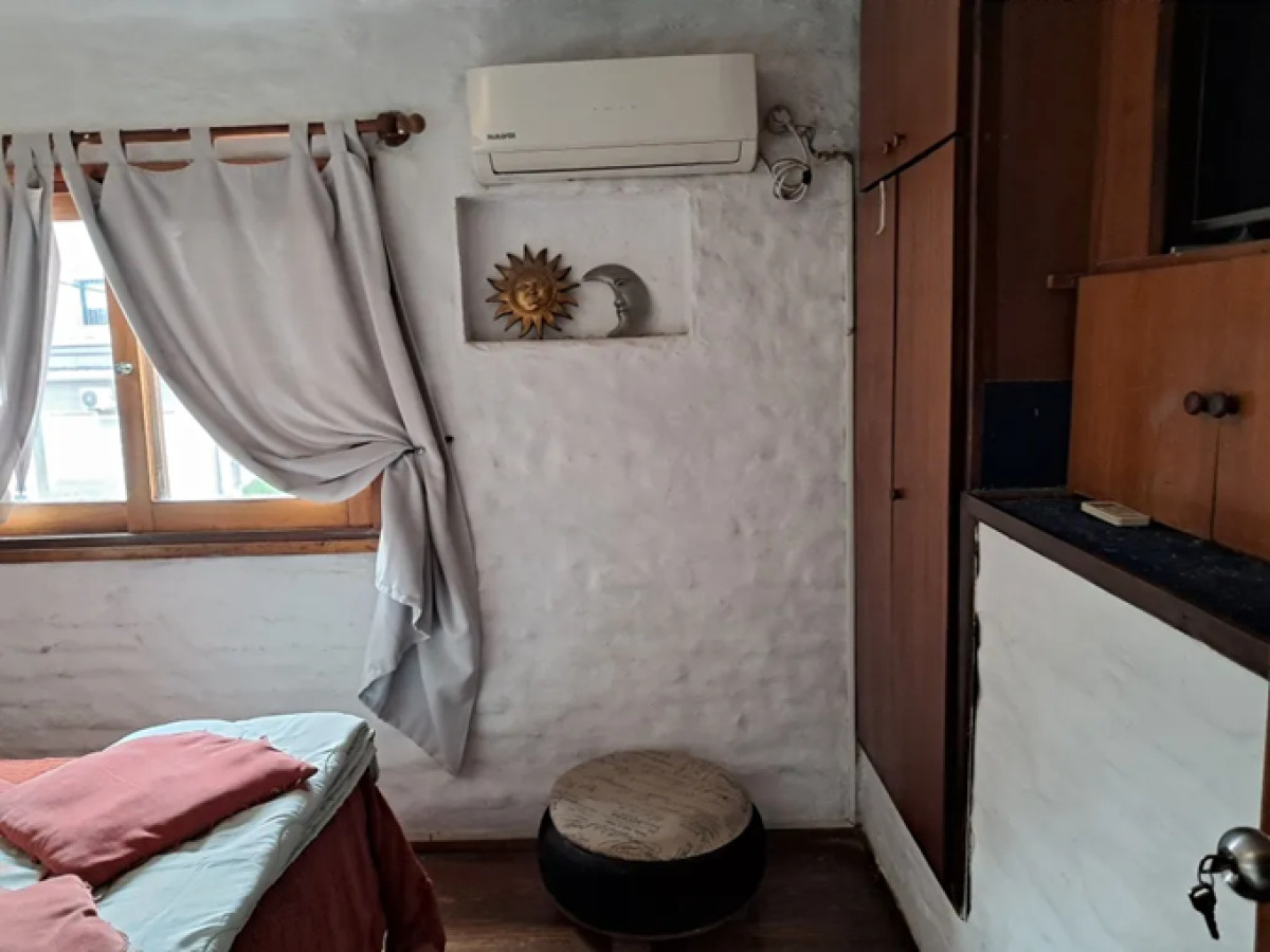 Casa ID.5041 - Venta Casa Duplex 2 Dormitorios Reducto con Barbacoa