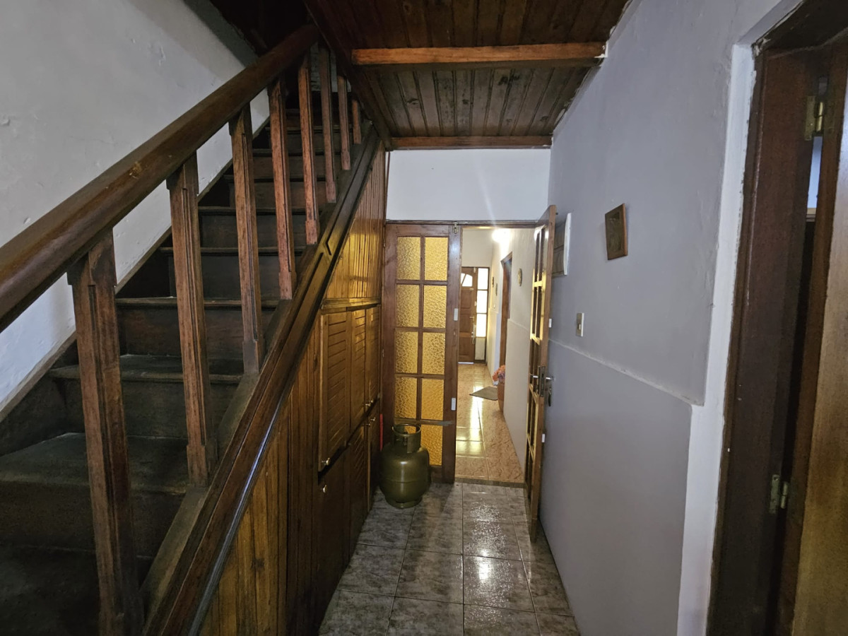 Casa ID.6268 - Venta Casa y Apartamento 4 Dormitorios Brazo Oriental Cochera
