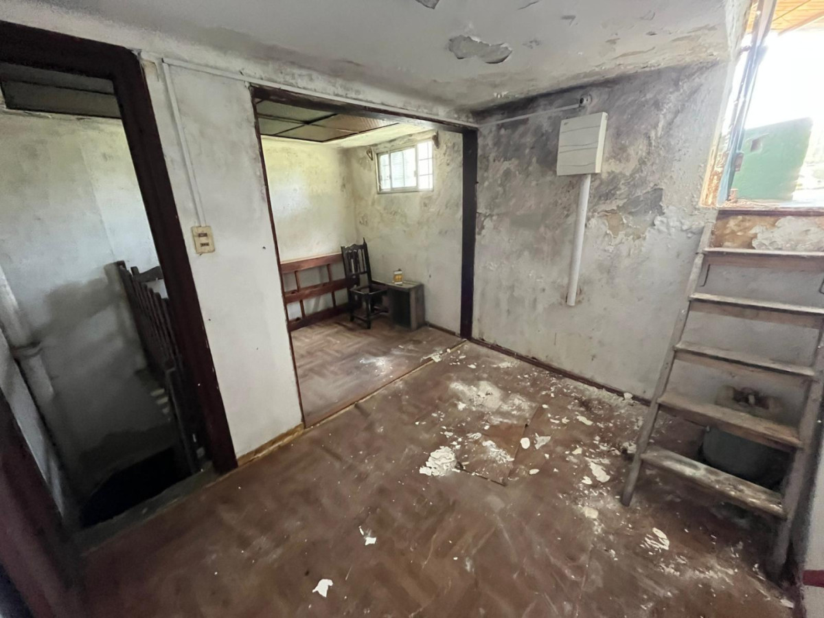 Casa ID.5888 - Venta Casa a Reciclar 2 Dormitorios Aguada terraza y parrillero