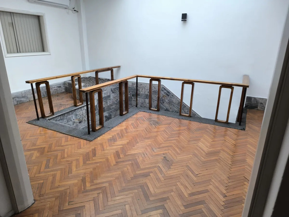 Casa ID.5743 - Alquiler Casa de Altos 4 Dormitorios Centro Ideal Empresa 