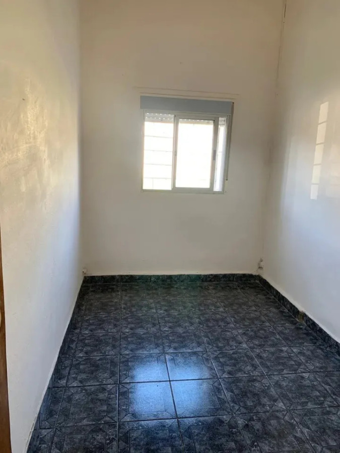 Casa ID.4910 - Alquiler Casa 3 Dormitorios Cerro con patio y cochera 