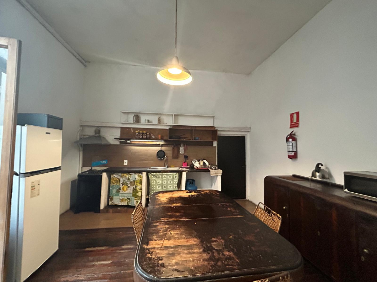 Casa ID.3549 - Venta Casa 4 Dormitorios Centro con Balcón 