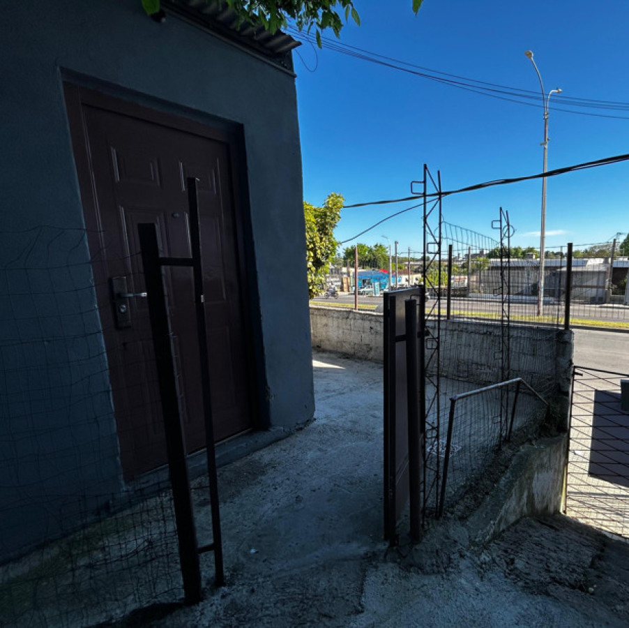 Casa ID.5466 - Alquiler Casa 2 Dormitorios Sayago con Patio