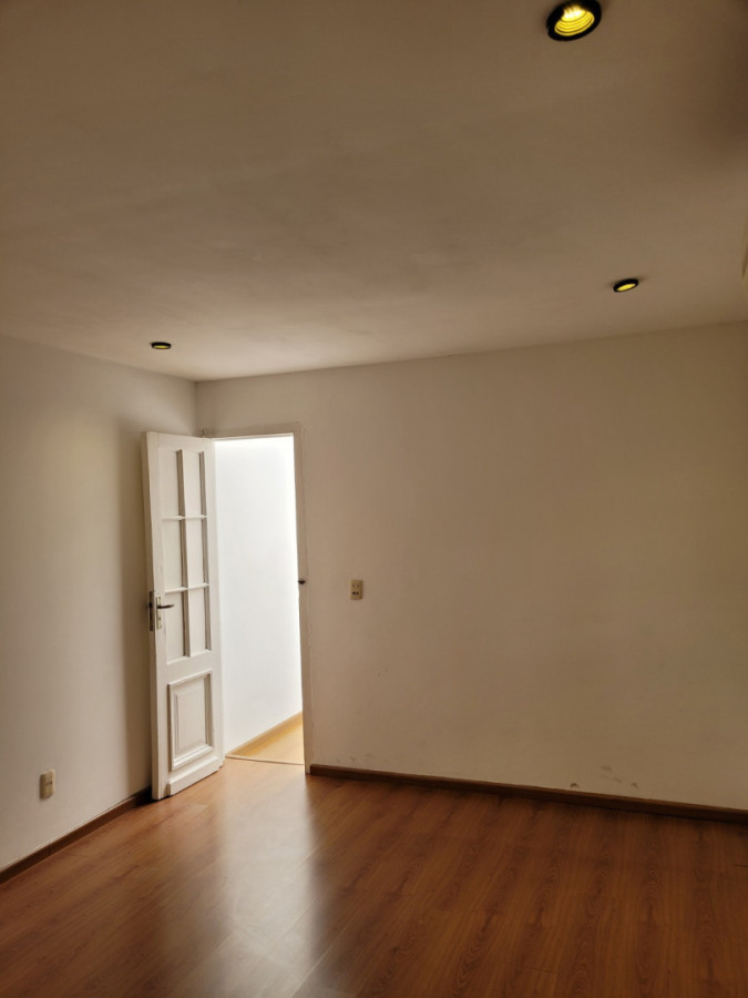 Casa ID.5461 - Alquiler Casa 3 Dormitorios Tres Cruces con azotea 