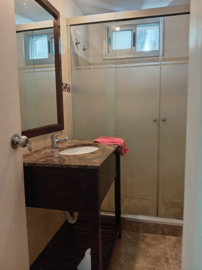 Casa ID.5795 - Alquiler Apartamento tipo Casa 3 Dormitorios y Patio Palermo