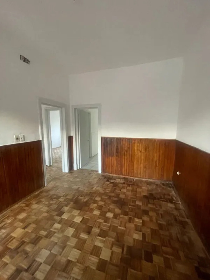 Casa ID.6655 - Alquiler Apartamento 2 Dormitorios Buceo con patio y cochera