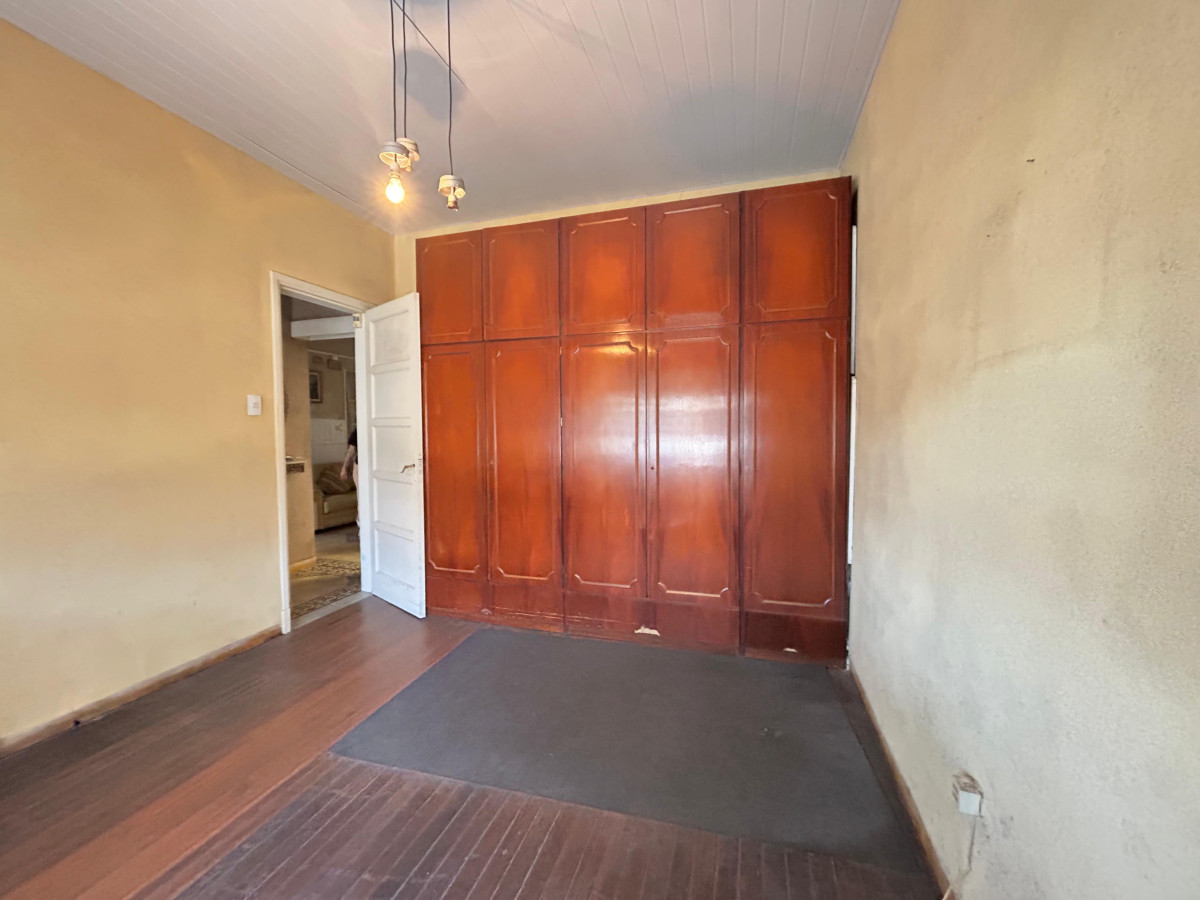 Casa ID.5603 - Venta Casa Padron Unico 3 Dormitorios y Patio Union