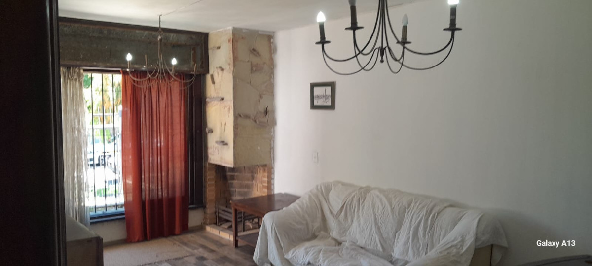 Casa ID.5931 - Venta Casa Reciclada 2 Dormitorios Barbacoa Perez Castellano