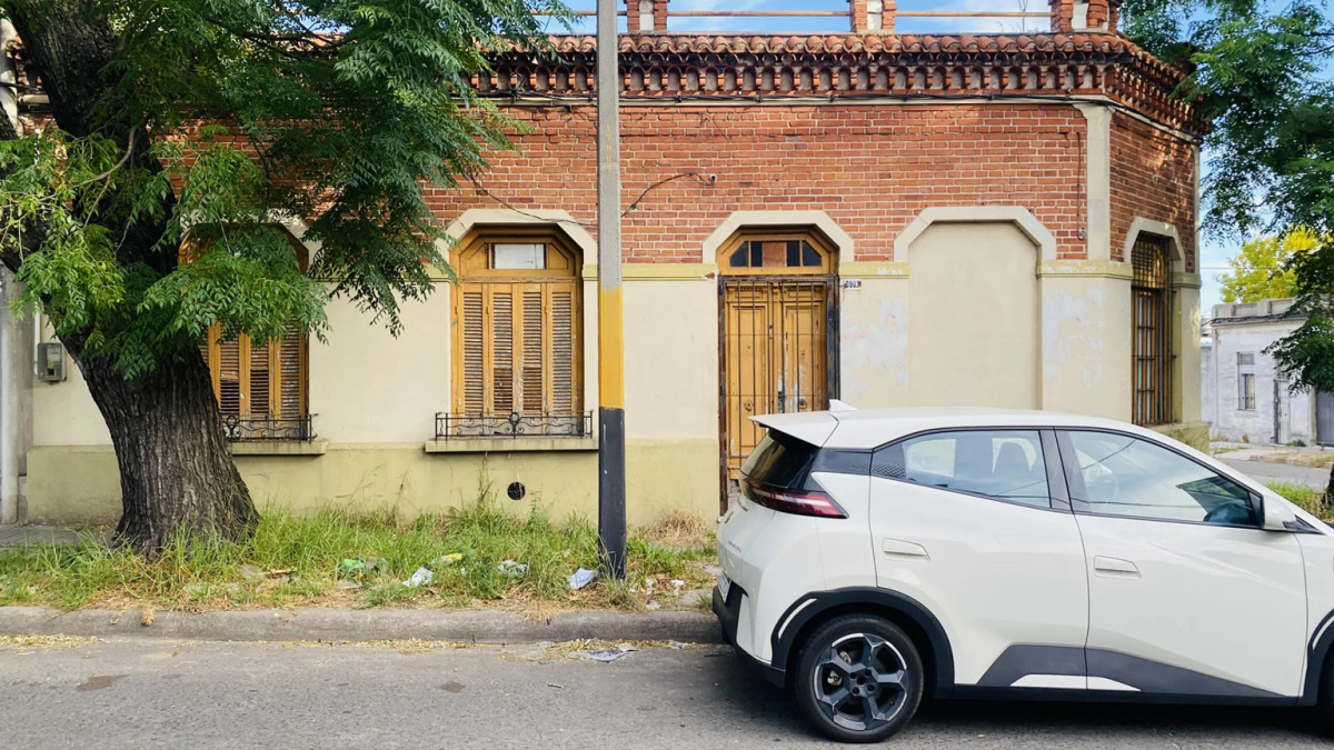 Casa ID.5957 - Venta Casa Padron Unico 3 Dormitorios Union Garaje y Patio