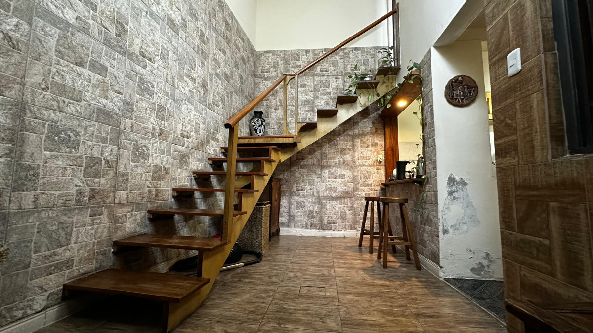 Casa ID.3925 - Venta Casa 3 Dormitorios La Blanqueada Azotea Cochera