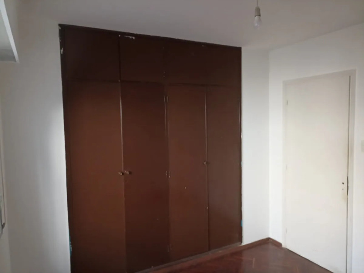 Casa ID.5345 - Venta Casa de Altos 2 Dormitorios Buceo con Balcon y Azotea