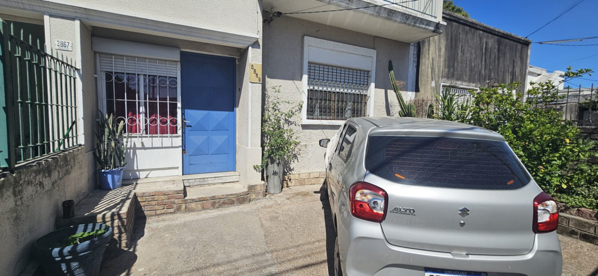 Casa ID.6057 - Venta Casa 2 Dormitorios Perez Castellanos Barbacoa y Cochera