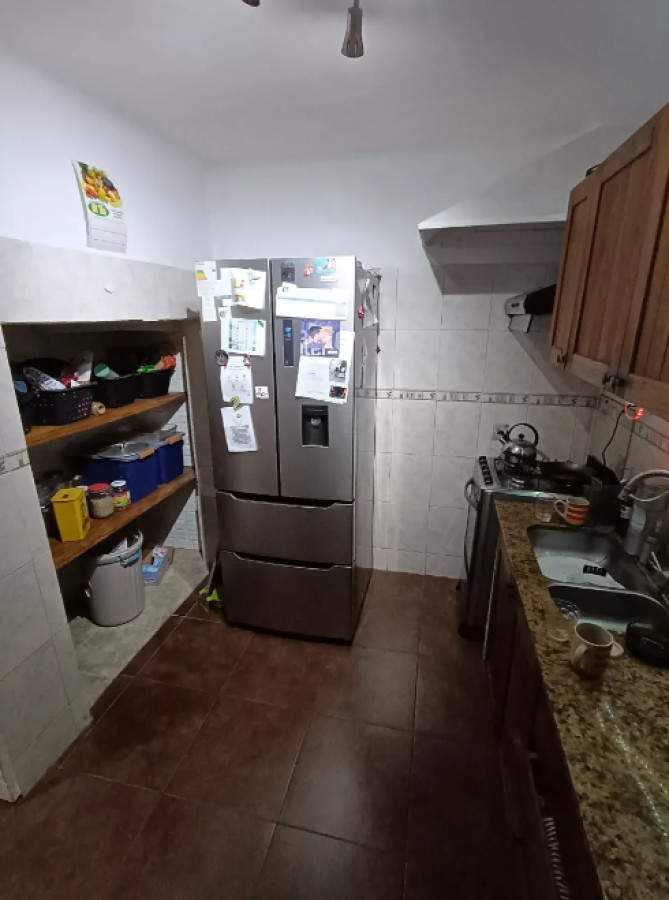 Casa ID.3479 - Venta Casa 2 Dormitorios La Blanqueada con Patio y Garaje