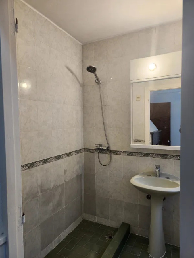 Casa ID.5857 - Alquiler Casa 2 Dormitorios Goes con patio y cochera